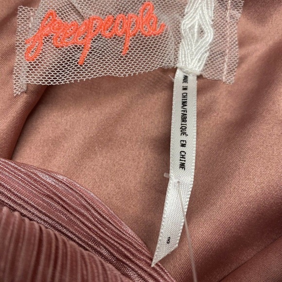 Free People Twist and Shout V Neck Mini Dress Desert Rose NWT Womens Sz 8 - Picture 10 of 12